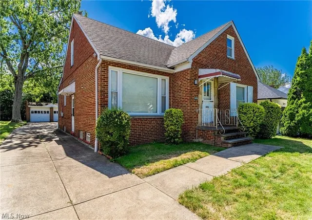 Photo 50 of Single family home for sale at 4226 Okalona Rd, Cleveland, OH 44121 | MLS# 5243557 | Listing updated on 2026-09-28