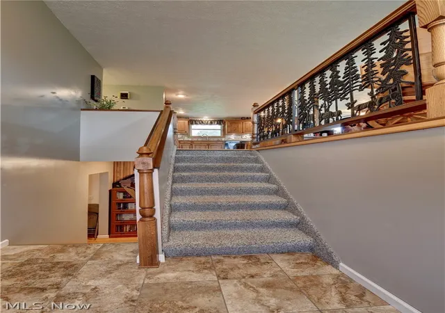 Photo 4 of Sale Pending at 9263 Manchester Ave SW, Beach City, OH 44608 | MLS# 5242331 | Listing updated on 2026-10-03
