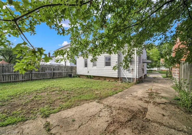 Photo 3 of Single family home for sale at 13305 Highlandview Ave, Cleveland, OH 44135 | MLS# 5243102 | Listing updated on 2026-09-14