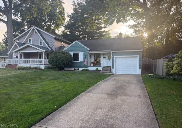 Photo 2 of Sale Pending at 2115 12th Street, Cuyahoga Falls, OH 44223 | MLS# 5243329 | Listing updated on 2026-09-30