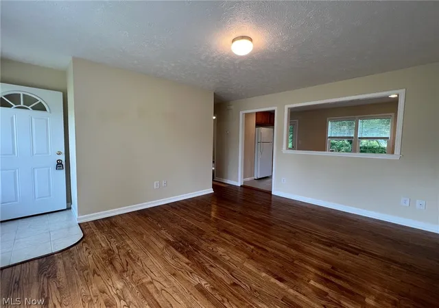 Listing Photo 3 - Condo for sale in building located at 438 N St, Chardon, OH 44024 - Unit #7A