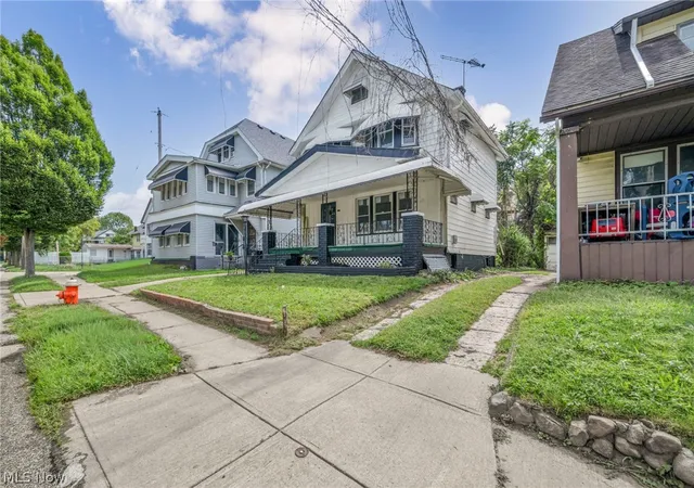 Photo 3 of Single family home for sale at 11714 Oakview Ave, Cleveland, OH 44108 | MLS# 5243099 | Listing updated on 2026-09-10