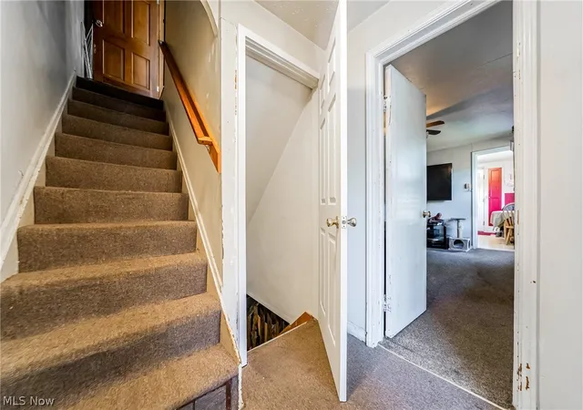 Photo 4 of House for sale at 1860 E 298th Street, Wickliffe, OH 44092 | MLS# 5243503 | Listing updated on 2026-09-10