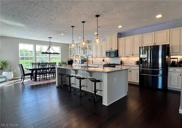 Photo 3 of Sale Pending at 11776 White Tail Run, Columbia Station, OH 44028 | MLS# 5243003 | Listing updated on 2026-09-24