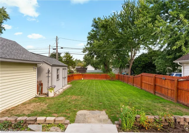 Photo 3 of Single family home for sale at 440 Wabash Ave S, Brewster, OH 44613 | MLS# 5243112 | Listing updated on 2026-09-29