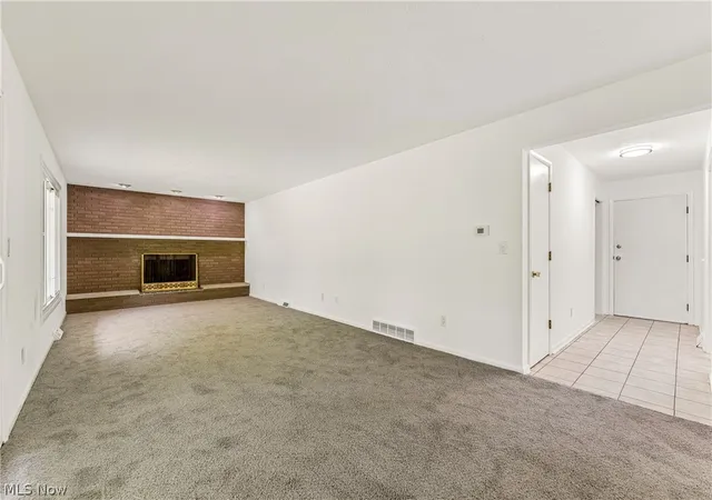 Photo 3 of Single family home for sale at 460 Long St, Amherst, OH 44001 | MLS# 5243654 | Listing updated on 2026-09-17