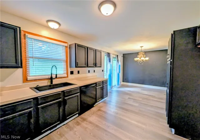 Photo 3 of Single family home for sale at 2555 Derick St, Wooster, OH 44691 | MLS# 5243321 | Listing updated on 2026-09-10