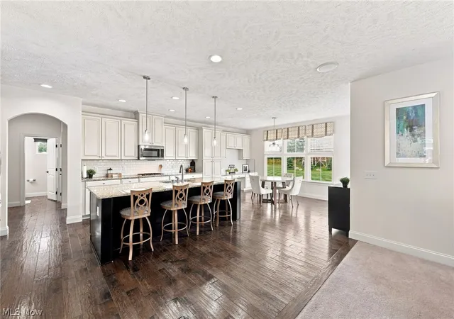 Photo 4 of Single family home for sale at 38482 Deepdale Ct, Avon, OH 44011 | MLS# 5242350 | Listing updated on 2026-09-24