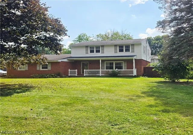 Photo 1 of Single family home for sale at 1847 Bruce St, Canal Fulton, OH 44614 | MLS# 5243580 | Listing updated on 2026-10-02