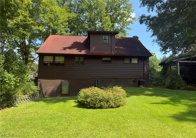 Photo 2 of Single family home for sale at 5895 Roc Marie Ave, Kent, OH 44240 | MLS# 5243720 | Listing updated on 2026-09-12