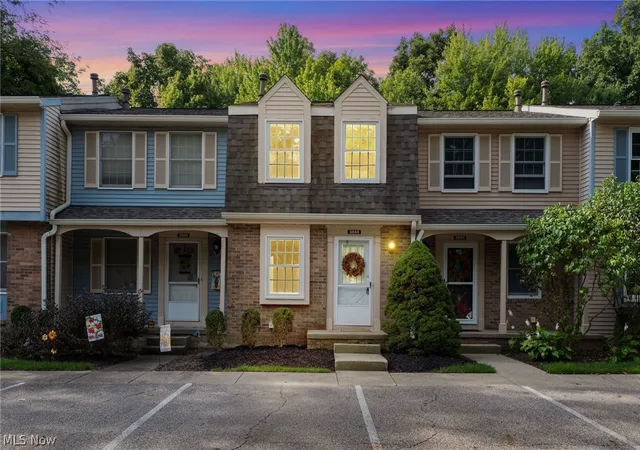 Condo for sale at 3848 Lake Run Blvd, Stow, OH 44224 | MLS# 5243728