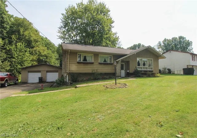 Photo 1 of Sale Pending at 6021 Gault Rd, North Jackson, OH 44451 | MLS# 5243716 | Listing updated on 2026-09-12