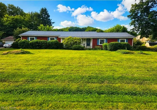 Photo 1 of Single family home for sale at 13290 Carla Ave Nw, Uniontown, OH 44685 | MLS# 5241283 | Listing updated on 2026-09-13