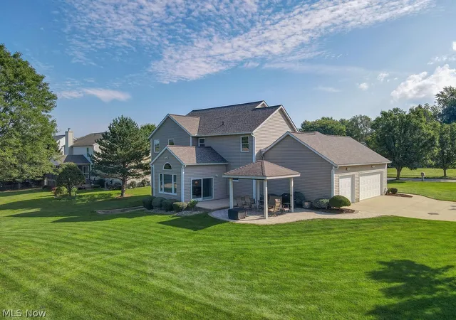 Photo 3 of Sale Pending at 127 Whittlesey Dr, Tallmadge, OH 44278 | MLS# 5243015 | Listing updated on 2026-09-12