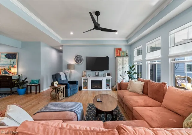 Photo 3 of Sale Pending at 3310 Stoneleigh Rd NE, Canton, OH 44721 | MLS# 5240582 | Listing updated on 2026-09-29