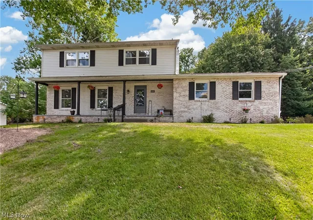 Photo 3 of Single family home for sale at 8586 Glennridge Ave NW, Clinton, OH 44216 | MLS# 5243634 | Listing updated on 2026-09-14