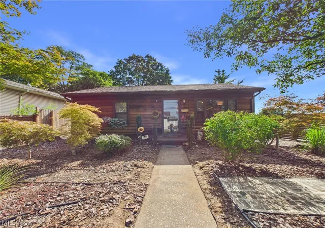 Photo 1 of Single family home for sale at 3700 10th Avenue, Vienna, WV 26105 | MLS# 5242916 | Listing updated on 2026-09-10