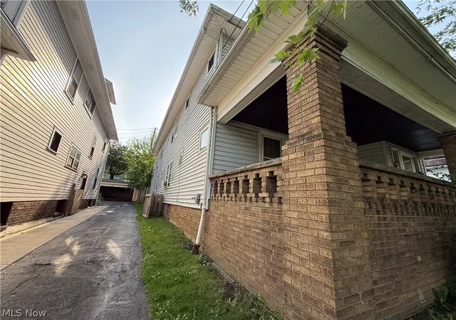 Photo 2 of Multi family home for sale at 2169 Oakdale Rd, Cleveland, OH 44118 | MLS# 5243723 | Listing updated on 2026-09-10