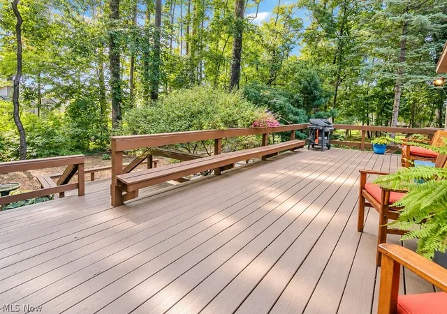 Photo 4 of Single family home for sale at 5842 Tanager Ct, Mentor, OH 44060 | MLS# 5243000 | Listing updated on 2026-09-10