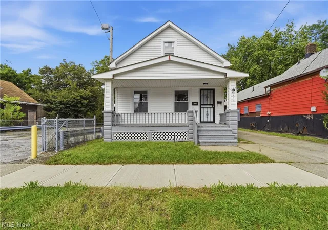 Multi family home for sale at 6511 Fullerton Ave, Cleveland, OH 44105 | MLS# 5243833