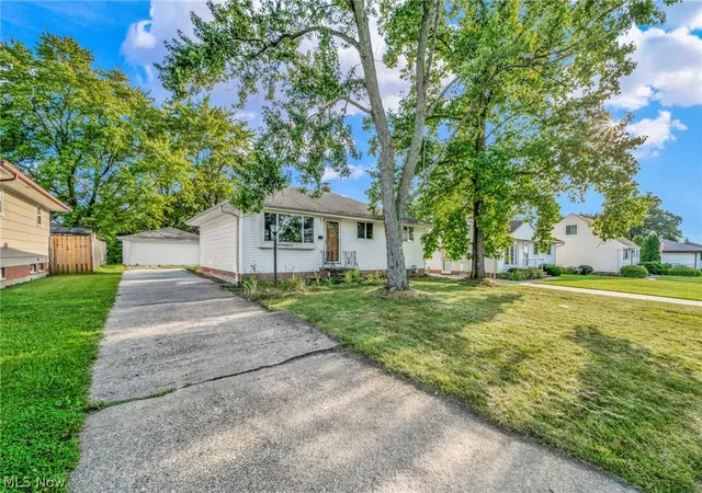 Photo 3 of Single family home for sale at 11255 Bobko Blvd, Cleveland, OH 44130 | MLS# 5243699 | Listing updated on 2026-10-02