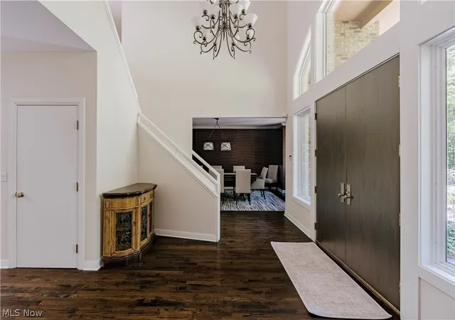 Photo 2 of Single family home for sale at 80 Easton Ln, Chagrin Falls, OH 44022 | MLS# 5243446 | Listing updated on 2026-09-10
