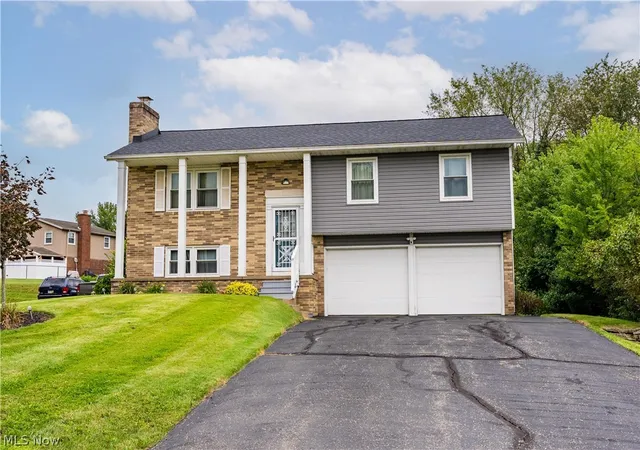 Photo 1 of Single family home for sale at 3404 Banyan St Nw, Massillon, OH 44646 | MLS# 5243820 | Listing updated on 2026-09-18