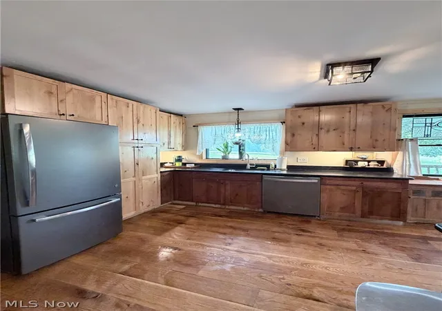 Photo 3 of Single family home for sale at 28080 Mountz Rd, East Rochester, OH 44625 | MLS# 5243866 | Listing updated on 2026-09-10