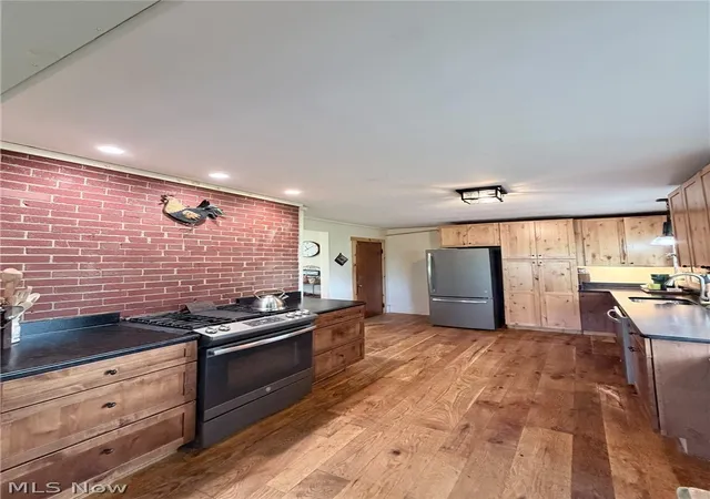 Photo 4 of Single family home for sale at 28080 Mountz Rd, East Rochester, OH 44625 | MLS# 5243866 | Listing updated on 2026-09-10