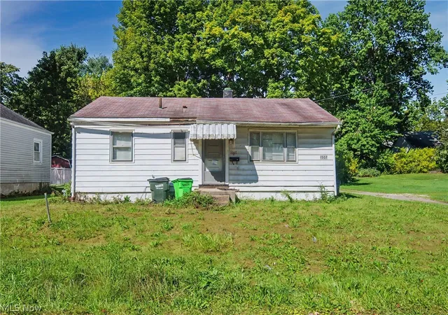 Photo 1 of Single family home for sale at 1507 S Freedom Ave, Alliance, OH 44601 | MLS# 5242459 | Listing updated on 2026-09-28