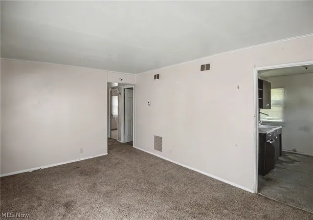 Photo 3 of Single family home for sale at 1507 S Freedom Ave, Alliance, OH 44601 | MLS# 5242459 | Listing updated on 2026-09-28
