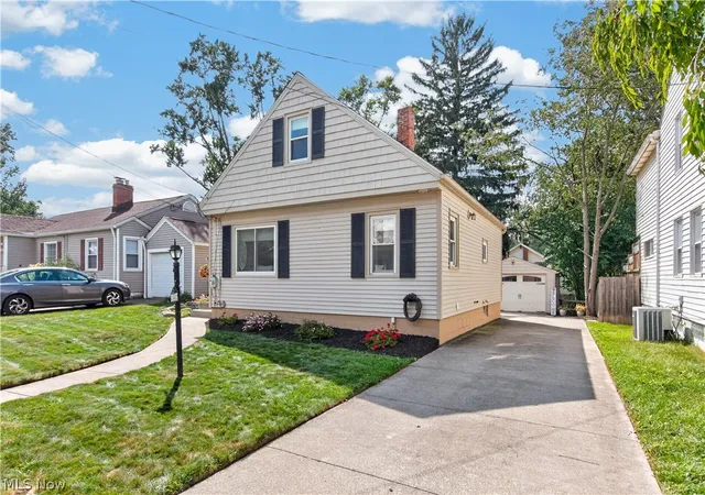 Single family home for sale at 1848 17th Street, Cuyahoga Falls, OH 44223 | MLS# 5243619