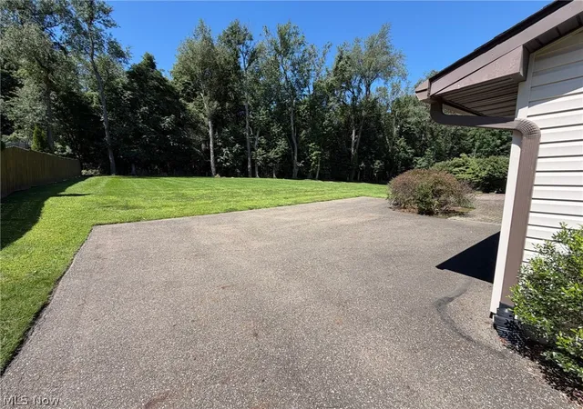 Photo 3 of Sale Pending at 6322 Chiltern Rd NW, Canal Fulton, OH 44614 | MLS# 5243870 | Listing updated on 2026-10-07