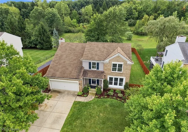 Photo 2 of Sale Pending at 2950 Benjamin Dr, Brunswick, OH 44212 | MLS# 5243013 | Listing updated on 2026-09-12
