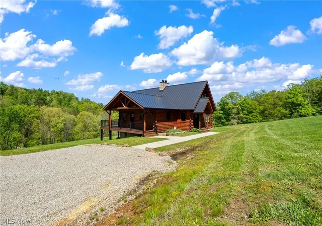 Photo 4 of Single family home for sale at 32929 Mann Rd, Logan, OH 43138 | MLS# 5243865 | Listing updated on 2026-09-10