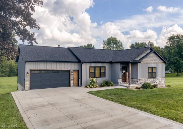 Photo 2 of Single family home for sale at 5272 California Ave, Louisville, OH 44641 | MLS# 5243815 | Listing updated on 2026-09-28
