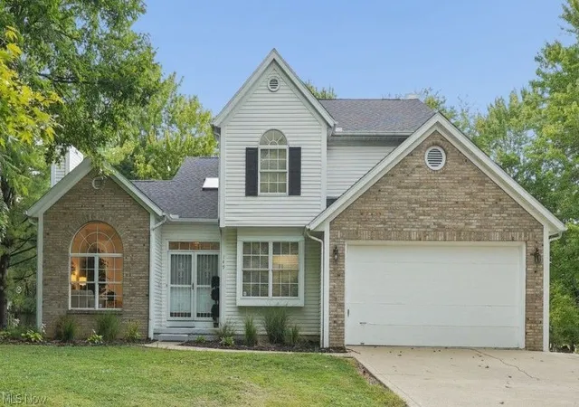 Photo 1 of Single family home for sale at 149 Lookout Ln Sw, Pataskala, OH 43062 | MLS# 5243876 | Listing updated on 2026-10-04