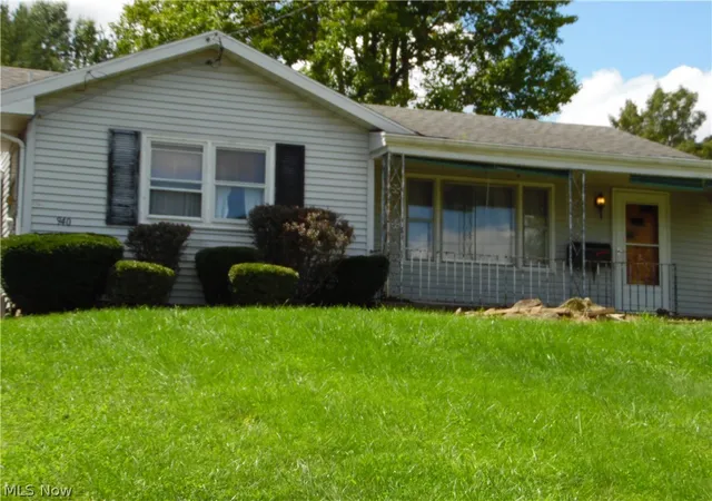 Photo 3 of Sale Pending at 940 Lancaster St, Marietta, OH 45750 | MLS# 5243908 | Listing updated on 2026-09-25