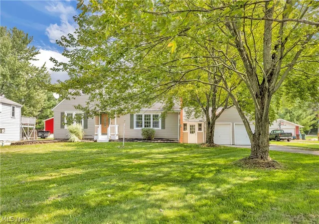 Photo 2 of Sale Pending at 12101 S Durkee Rd, Grafton, OH 44044 | MLS# 5243389 | Listing updated on 2026-10-07