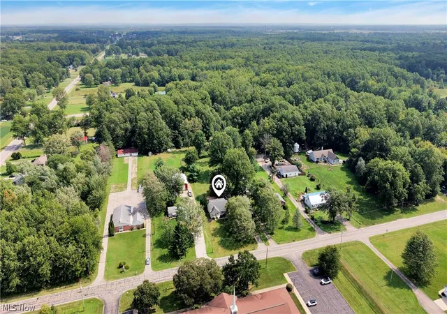 Photo 3 of Sale Pending at 12101 S Durkee Rd, Grafton, OH 44044 | MLS# 5243389 | Listing updated on 2026-10-07