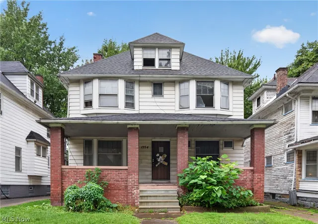 Photo 1 of Single family home for sale at 1254 Carlyon Rd, Cleveland, OH 44112 | MLS# 5243880 | Listing updated on 2026-09-28