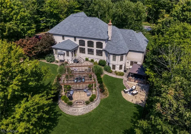 Photo 2 of Single family home for sale at 2060 Woodshire Ln, Medina, OH 44256 | MLS# 5243274 | Listing updated on 2026-09-11