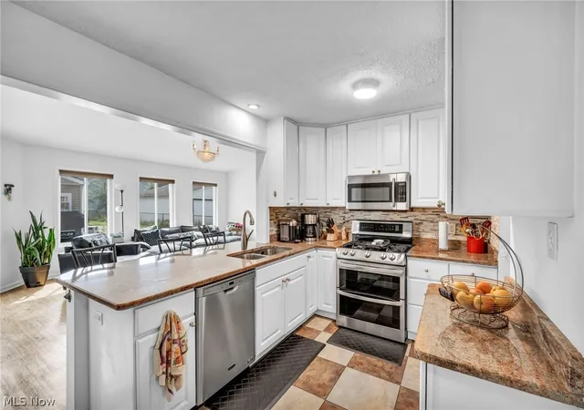 Photo 3 of Single family home for sale at 1175 Lloyd Ave, Aurora, OH 44202 | MLS# 5243800 | Listing updated on 2026-09-17