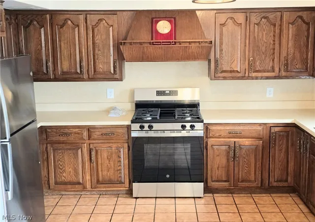 Photo 4 of Single family home for sale at 509 Sexton St, Struthers, OH 44471 | MLS# 5242839 | Listing updated on 2026-09-24