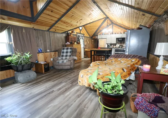Photo 4 of Single family home for sale at 19604 County Rd 124, Coshocton, OH 43812 | MLS# 5243990 | Listing updated on 2026-09-11