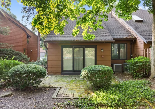 Photo 2 of Condo for sale at 30017 Ctr Ridge Rd #F, Westlake, OH 44145 | MLS# 5243961 | Listing updated on 2026-09-11