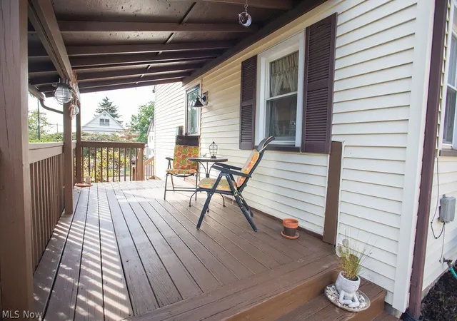 Photo 4 of Single family home for sale at 303 N Bentley Ave, Niles, OH 44446 | MLS# 5243210 | Listing updated on 2026-09-18
