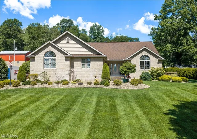 Photo 1 of Single family home for sale at 2705 Crooked Run Rd Nw, New Philadelphia, OH 44663 | MLS# 5243371 | Listing updated on 2026-09-17