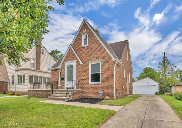 Photo 2 of Sale Pending at 8401 Greenlawn Ave, Cleveland, OH 44129 | MLS# 5229016 | Listing updated on 2026-09-30