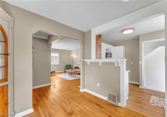 Photo 3 of Sale Pending at 8401 Greenlawn Ave, Cleveland, OH 44129 | MLS# 5229016 | Listing updated on 2026-09-30